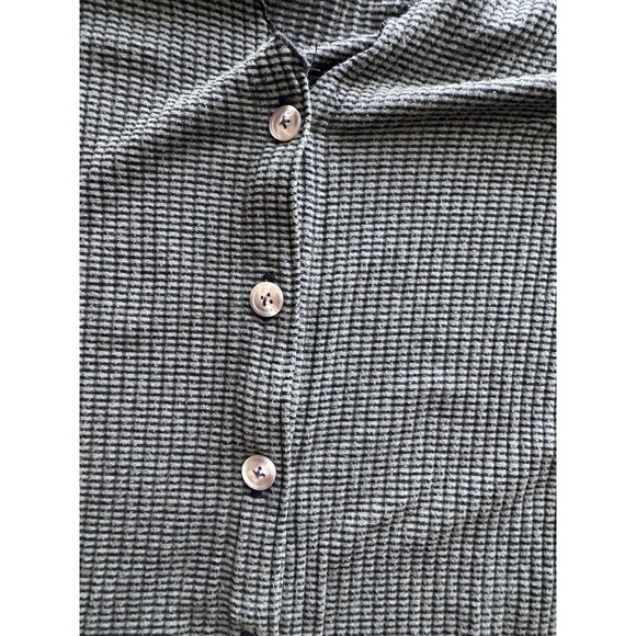 Allie Rose Stripped Long Sleeve Top Size Medium Green/ Black Stretch EUC - Picture 5 of 6